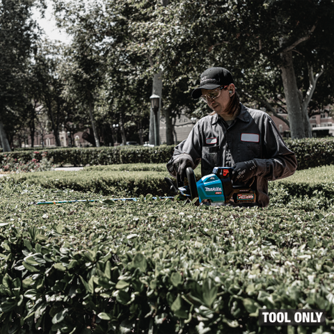 Makita GHU02Z 40V max XGT® Brushless Cordless 24" Hedge Trimmer, Tool Only