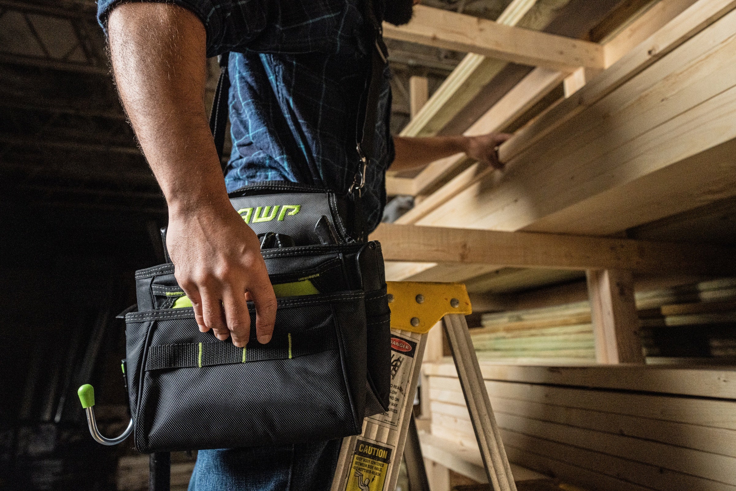 AWP 1L-50-3 TrapJaw Tool Rig with Suspenders – Way Source
