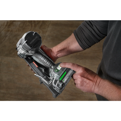 FLEX FX4311B-1A 15Ga Angled Nailer Kit (1x2.5Ah Battery+160W Charger)