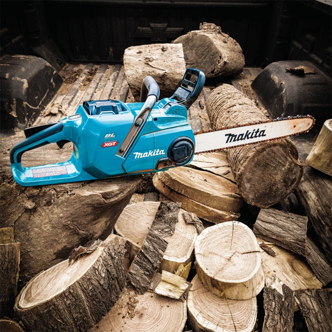 Makita GCU05M1 40V max XGT Brushless Cordless 16" Chain Saw Kit