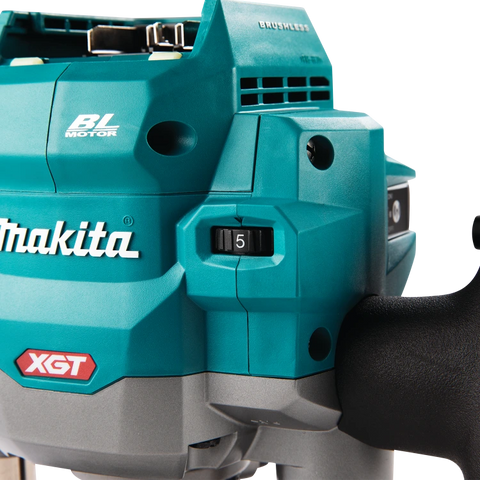 Makita GPR01Z 40V max XGT® Brushless Cordless 2-1/4 HP* Plunge Router (Tool Only)