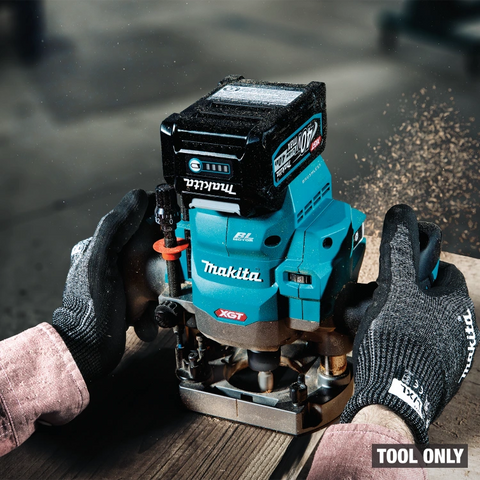 Makita GPR01Z 40V max XGT® Brushless Cordless 2-1/4 HP* Plunge Router (Tool Only)
