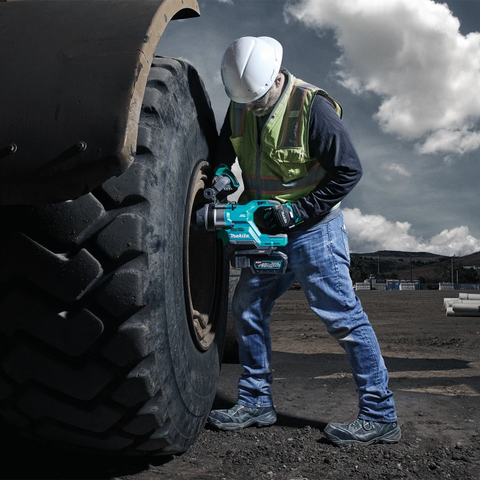 Makita GWT10T 40V max XGT® Brushless Cordless 4-Sp. High-Torque 1" Sq. Drive D-Handle Extended Anvil Impact Wrench kit w/ Friction Ring (5.0Ah)