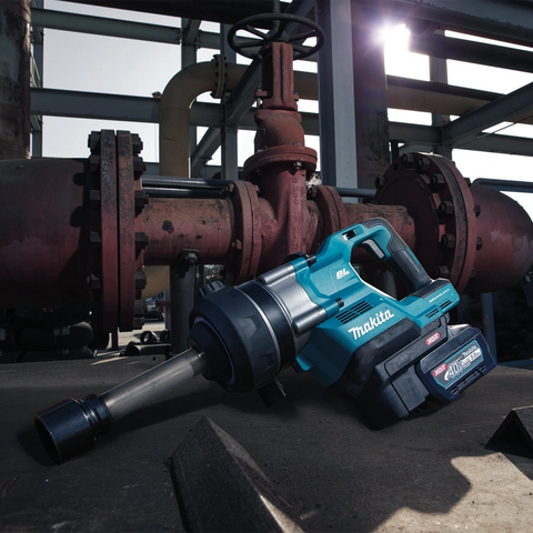 Makita GWT10T 40V max XGT® Brushless Cordless 4-Sp. High-Torque 1" Sq. Drive D-Handle Extended Anvil Impact Wrench kit w/ Friction Ring (5.0Ah)