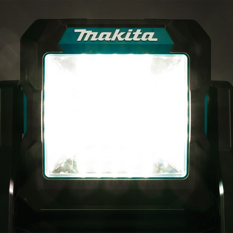 Makita ML003G 40V max XGT L.E.D. Work Light Cordless
