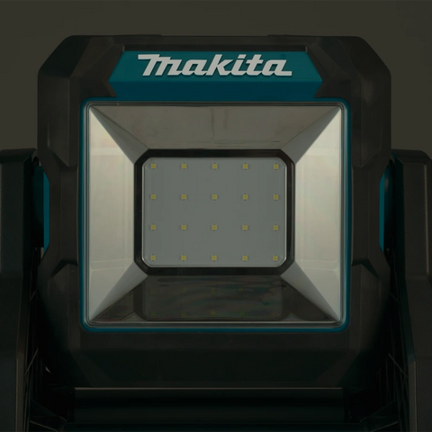 Makita ML003G 40V max XGT L.E.D. Work Light Cordless