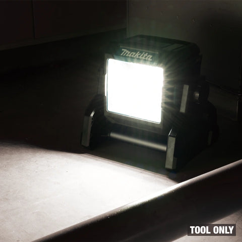 Makita ML003G 40V max XGT L.E.D. Work Light Cordless