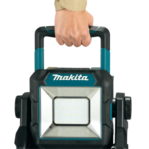 Makita ML003G 40V max XGT L.E.D. Work Light Cordless