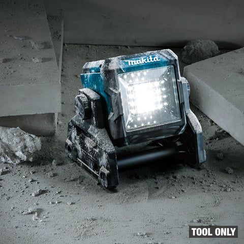 Makita ML003G 40V max XGT L.E.D. Work Light Cordless