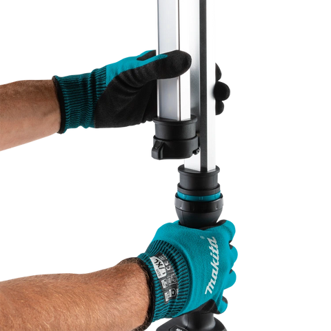 Makita ML012G 40V max XGT Cordless L.E.D. Underhood Work Light