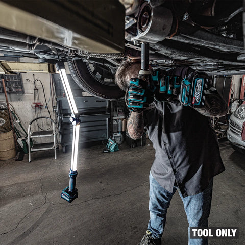 Makita ML012G 40V max XGT Cordless L.E.D. Underhood Work Light