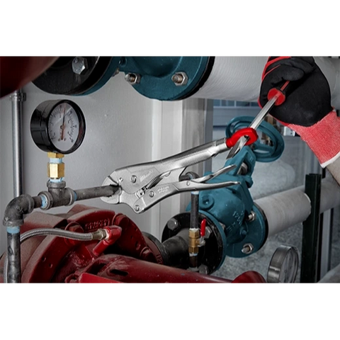 Milwaukee 48-22-3702 2 Piece 7" & 10" Torque Lock Maxbite Locking Pliers Set