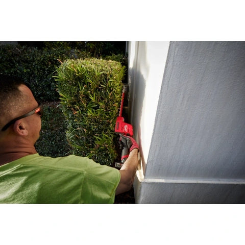 Milwaukee 2533-21 M12 FUEL™ 8" Hedge Trimmer Kit