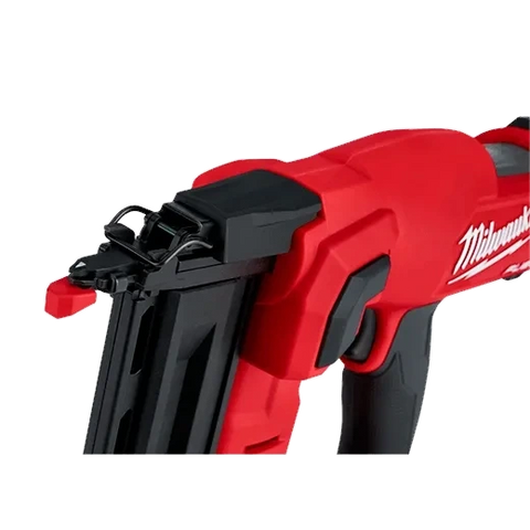 Milwaukee 2746-21CT M18 FUEL™ 18 Gauge Brad Nailer Kit