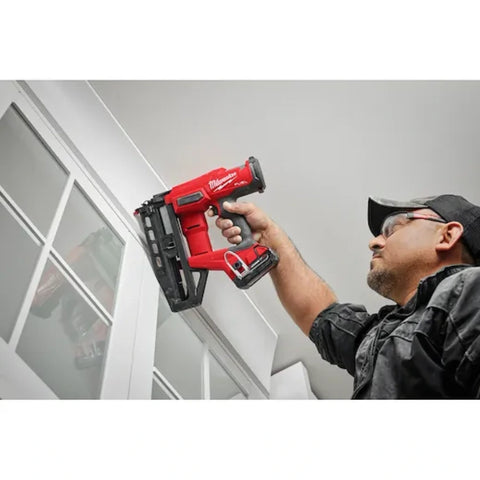 Milwaukee 3020-20 M18 FUEL™ 16 Gauge Straight Finish Nailer