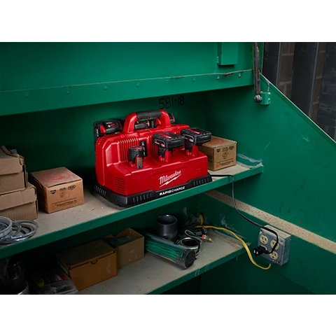 Milwaukee 48-59-1807 M18™ & M12™ Rapid Charge Station
