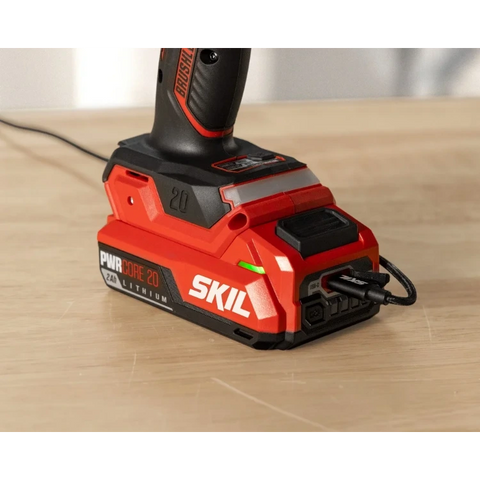 SKIL CB5100B-11 2.0Ah USB-C Battery Starter Kit
