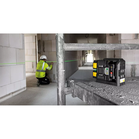 Stabila 03520 Cross-line laser LAX 500 G, 12 V system, 7-piece set, with rechargeable battery and charger