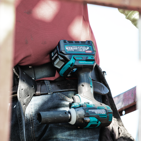 Makita GWT05D 40V max XGT® Brushless Cordless 4-Speed 1/2" Sq. Drive Impact Wrench Kit w/ Detent Anvil (2.5Ah)