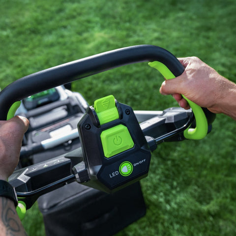 EGO LM2114SP 600 SERIES Mower 21” Self-Propelled with 6.0Ah Battery and 320W Charger Kit