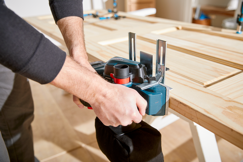 Bosch GHO18V-26N 18V 3-1/4 In. Brushless Planer