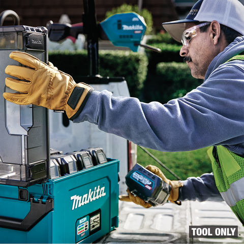 Makita BCC01 Action Shot 3