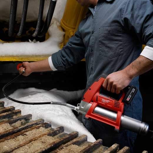 Milwaukee 244620 M12™ Cordless LITHIUMION Grease Gun + Free Battery