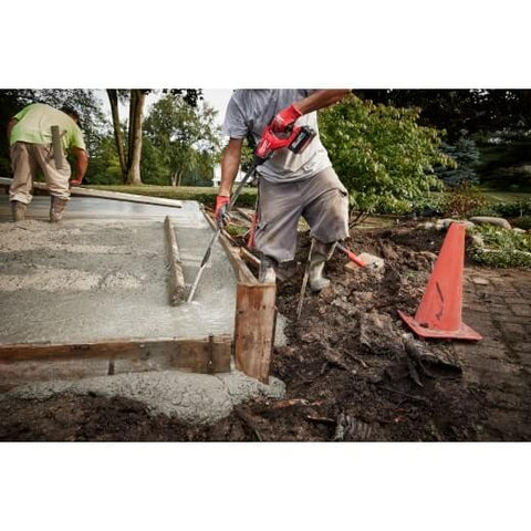 Milwaukee 2911-20 M18 FUEL™ 8' Concrete Pencil Vibrator (Tool Only)