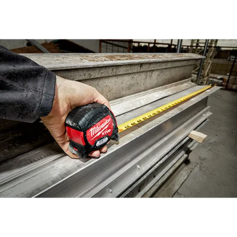 Milwaukee 48-22-9725M 25ft STUD™ Magnetic Tape Measure