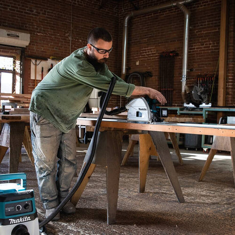 Makita XPS01PTJ 5.0Ah 18V X2 LXT Lithium-Ion (36V) Brushless Cordless 6-1/2" Plunge Circular Saw Kit